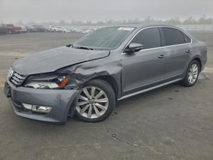 Volkswagen Passat SEL 2.5L 5 2012