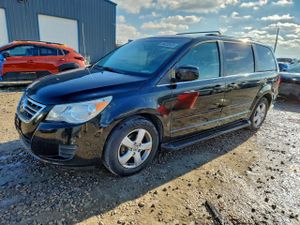 Volkswagen Routan SE 3.6L 6 2011