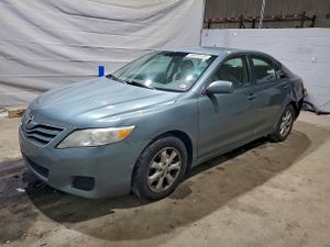 Toyota Camry BASE 2.5L 4 2011