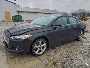 Ford Fusion SE 2.0L 4 2015