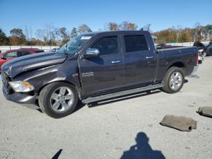 RAM 1500 SLT 5.7L 8 2015