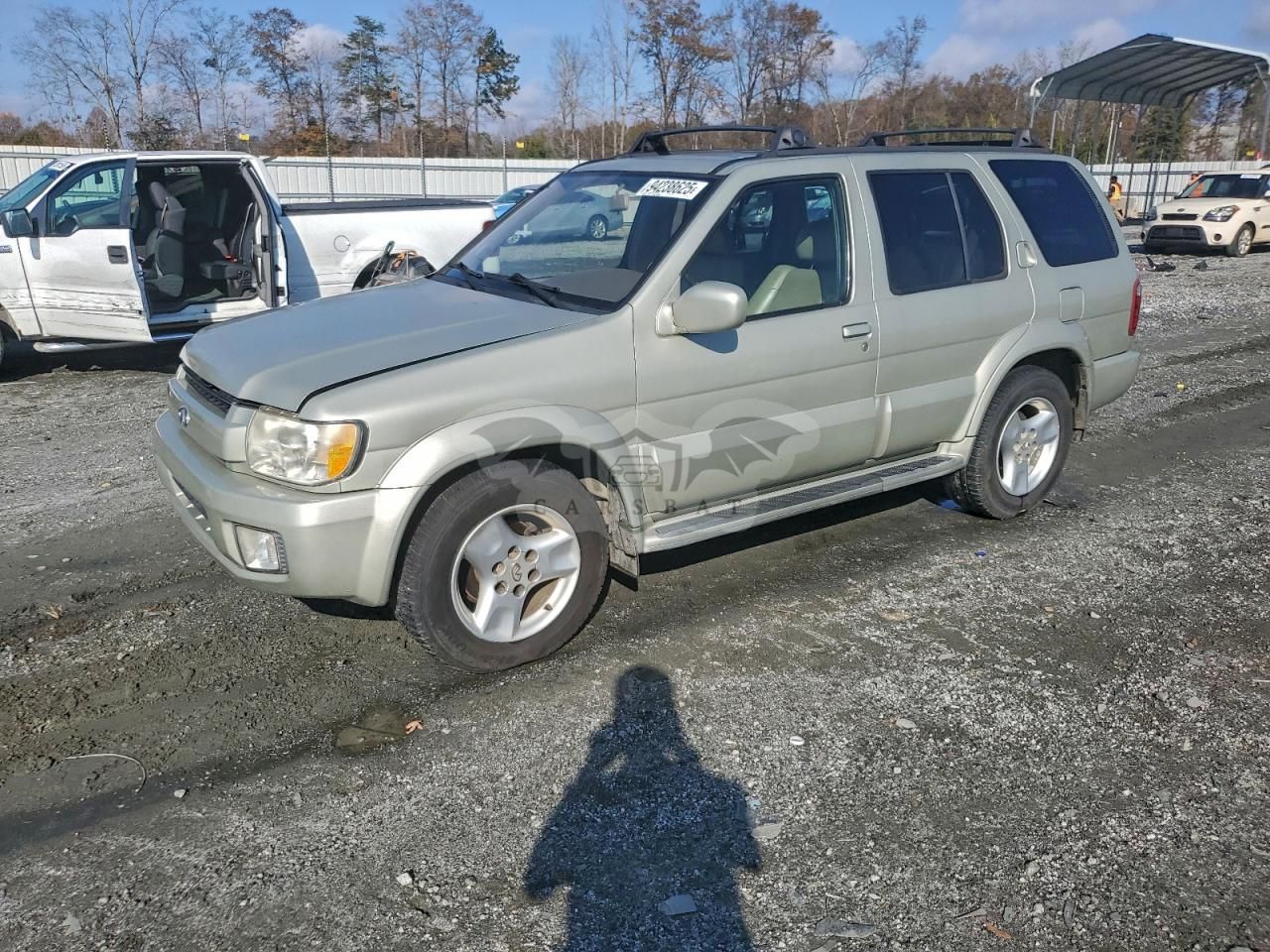 Infiniti QX4 3.5L 6 2001