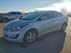 Hyundai Elantra SE 1.8L 4 2014