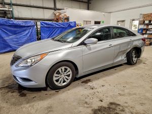Hyundai Sonata GLS 2.4L 4 2011