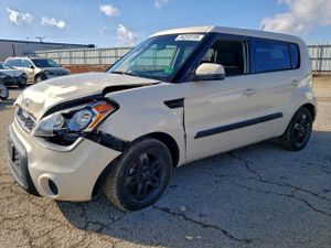 Kia Soul + 2.0L 4 2013