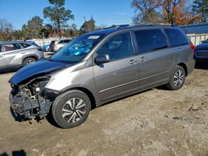 Toyota Sienna CE 3.3L 6 2004