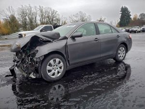 Toyota Camry BASE 2.5L 4 2011