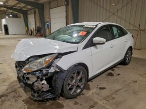 Ford Focus SE 2.0L 4 2013