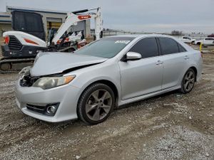 Toyota Camry SE 3.5L 6 2012