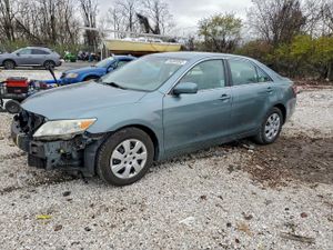 Toyota Camry BASE 2.5L 4 2011
