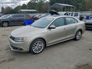 Volkswagen Jetta SEL 2.5L 5 2013