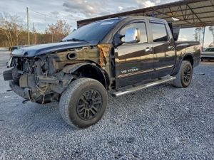 Nissan Titan S 5.6L 8 2013