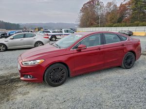 Ford Fusion SE 2.0L 4 2014