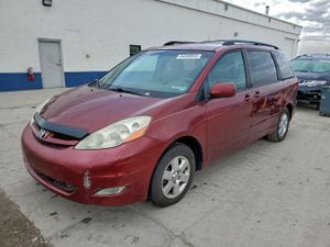 Toyota Sienna XLE 3.3L 6 2006