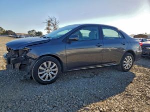 Toyota Corolla BASE 1.8L 4 2012