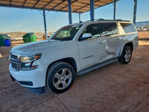Chevrolet Suburban C1500 LT 5.3L 8 2015