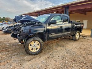 Chevrolet Silverado 1500 K1500 LT 5.3L 8 2011