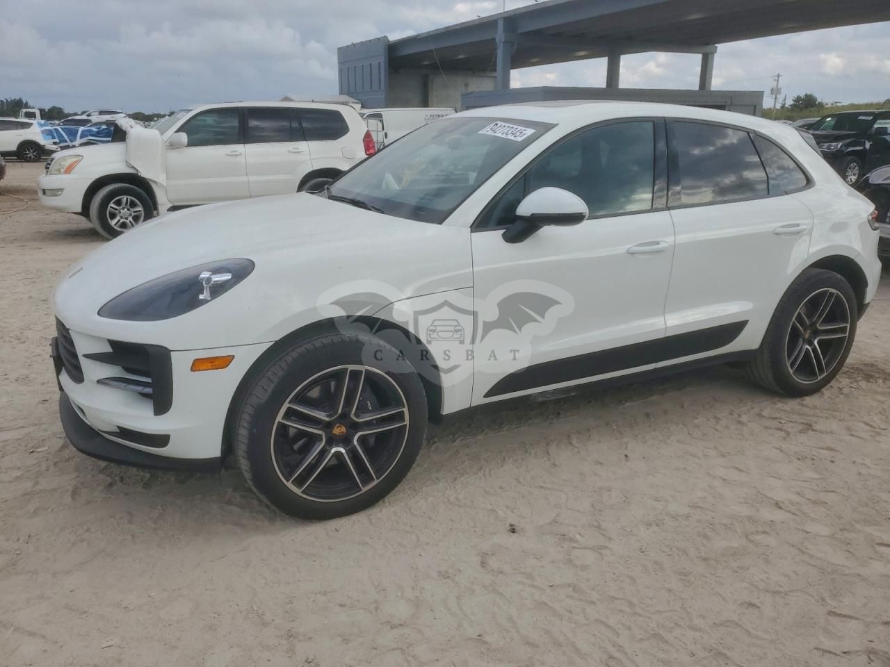 Porsche Macan 2.0L 4 2021