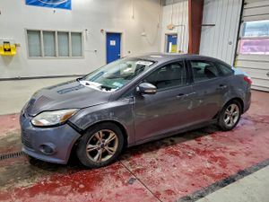 Ford Focus SE 2.0L 4 2014