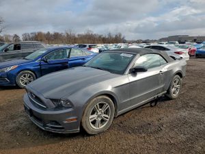 Ford Mustang 3.7L 6 2014