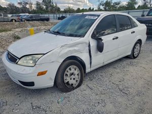 Ford Focus ZX4 2.0L 4 2005