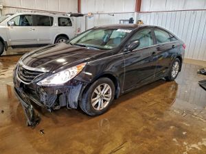 Hyundai Sonata GLS 2.4L 4 2013