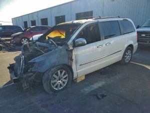 Chrysler Town & Country TOURING L 3.6L 6 2012