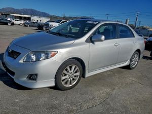 Toyota Corolla BASE 1.8L 4 2010