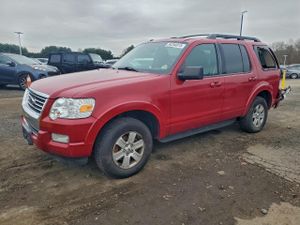 Ford Explorer XLT 4.0L 6 2010