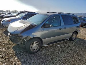 Toyota Sienna LE 3.0L 6 1999