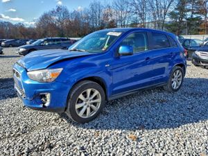 Mitsubishi Outlander SE 2.0L 4 2015