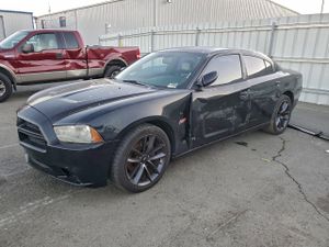 Dodge Charger 5.7L 8 2013