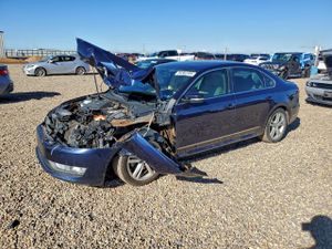 Volkswagen Passat SE 1.8L 4 2015