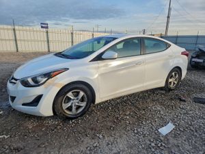 Hyundai Elantra SE 1.8L 4 2014