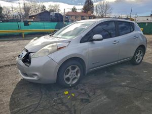 Nissan Leaf S U 2013