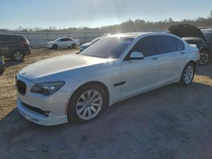 BMW 7 Series LXI 4.4L 8 2011