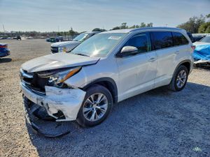 Toyota Highlander LIMITED 3.5L 6 2015