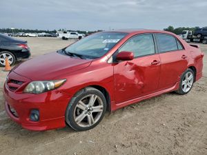 Toyota Corolla BASE 1.8L 4 2013