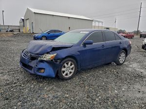 Toyota Camry BASE 2.5L 4 2011