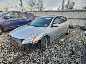 Nissan Altima BASE 2.5L 4 2012