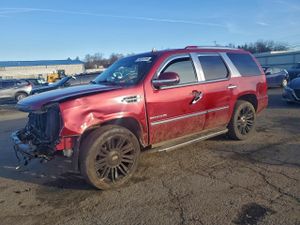 Cadillac Escalade LUXURY 6.2L 8 2010