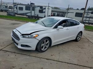 Ford Fusion SE 2.5L 4 2015