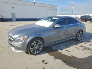 Mercedes-Benz C 300 4MATIC 2.0L 4 2015