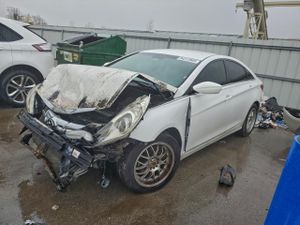 Hyundai Sonata GLS 2.4L 4 2013