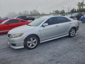 Toyota Camry BASE 2.5L 4 2011