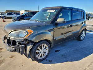 Kia Soul + 2.0L 4 2012