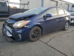 Toyota Prius 1.8L 4 2015