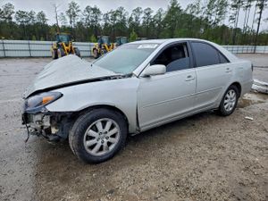 Toyota Camry LE 3.0L 6 2004