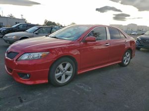 Toyota Camry BASE 2.5L 4 2010