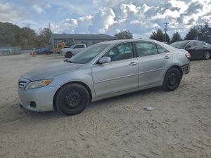 Toyota Camry BASE 2.5L 4 2011
